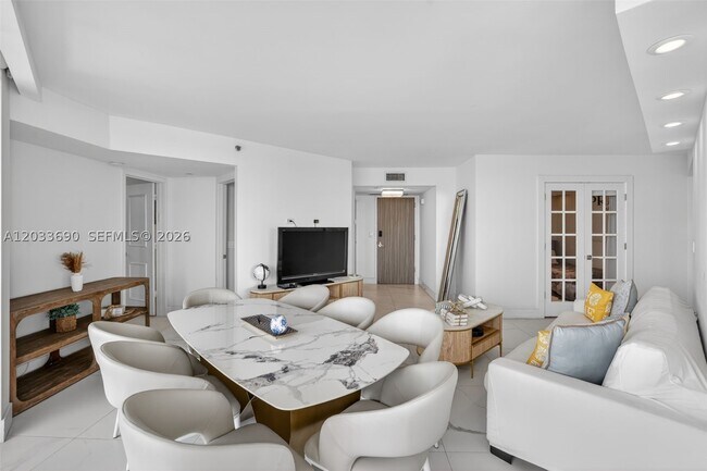 Photo - 1000 E Island Blvd Unit 1410