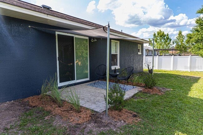 Photo - 1671 Judith Dr