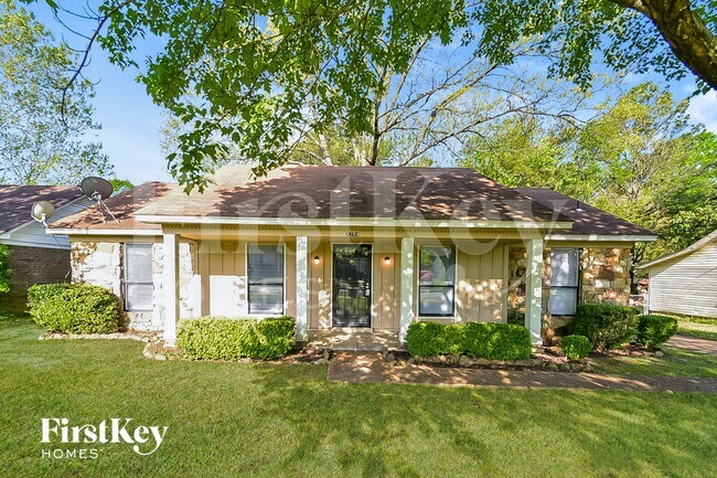 Building Photo - 4399 Winterpark Dr