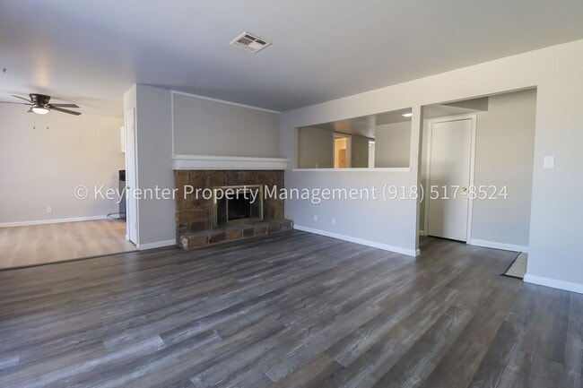 Photo - 2 Bed | 2 Bath in Central Tulsa!