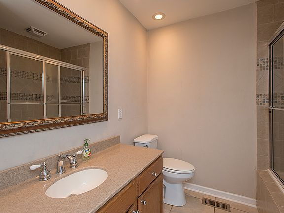 Photo - "Charming Nashville Retreat: Spacious 2-Be...