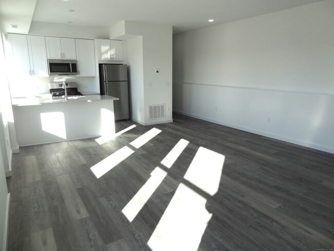 Photo - 2806 Fairfield Ave
