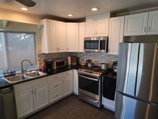 Photo - Quiet 3 bedroom 2 bath home in Poway in cul-de-sac in Poway school district