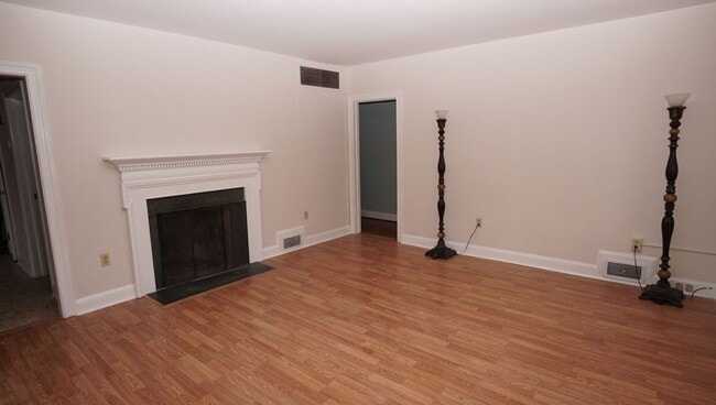 Photo - 14 Tallman St