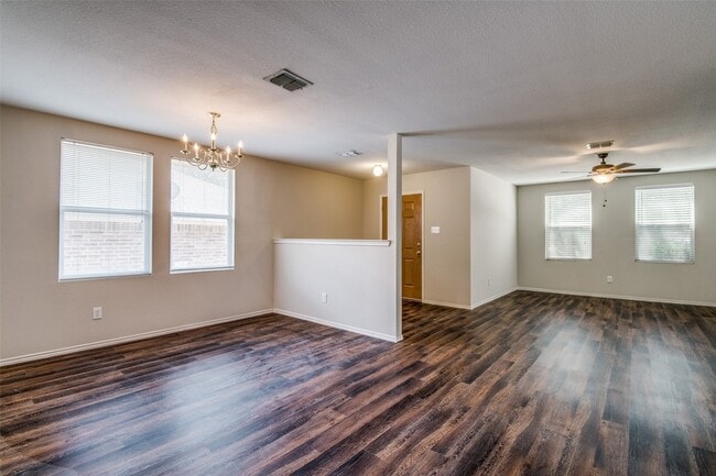 Photo - 12638 Vandelia St