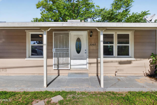 Photo - 3307 Belden St