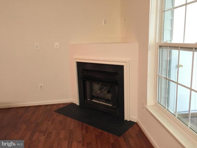 Photo - 2026 Governor Thomas Bladen Way Unit 301