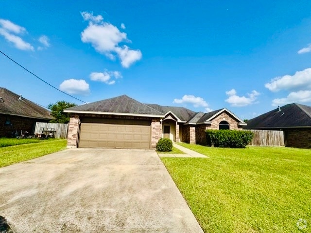Building Photo - 5525 Westchase Loop Rental