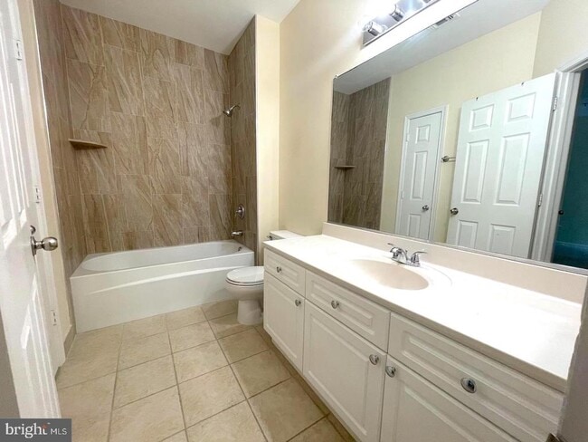 Photo - 2203 Westcourt Ln Unit 202