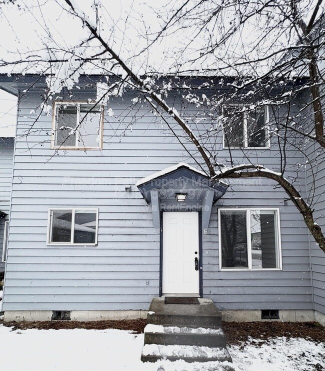 Building Photo - 801 N Brigger St Unit E