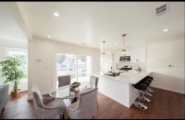 Photo - 4279 Walton Ave