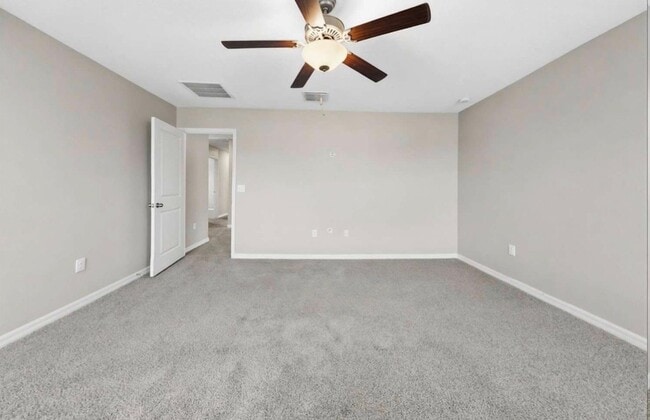 Photo - 15537 Miller Creek Dr