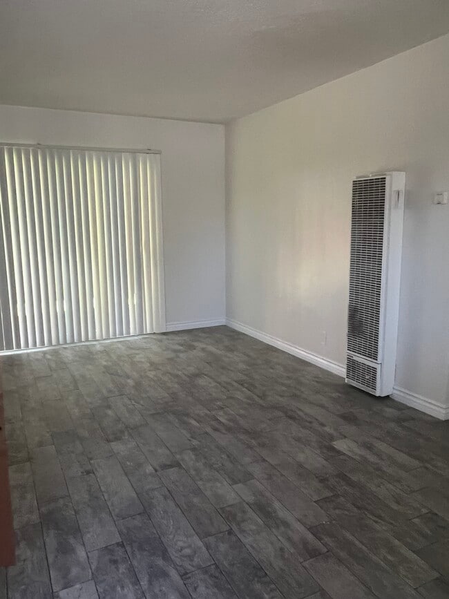 living room - 1210 W 144th St Unit 1