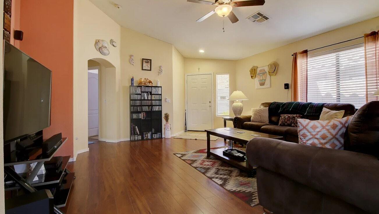 Photo - 15851 W Saguaro Ln