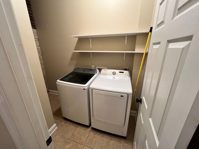 Photo - Conveniently located downtown Unidad 301A