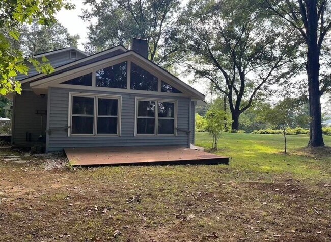89 Butler Ave