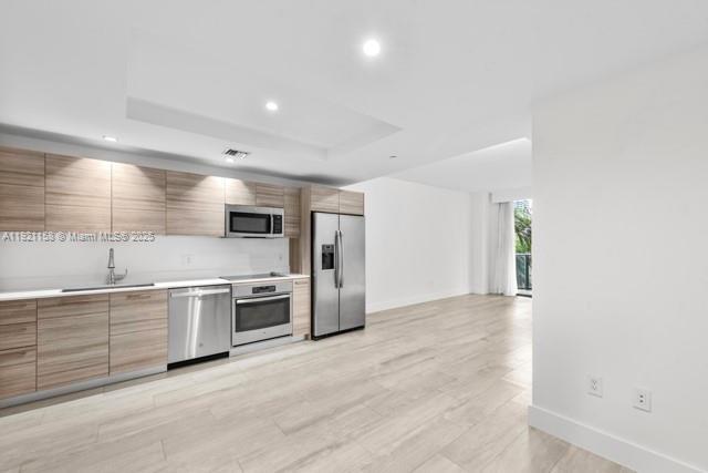 Photo - 121 NE 34th St Unit L303