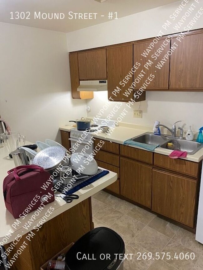 Photo - 1302 Mound St Unit #1