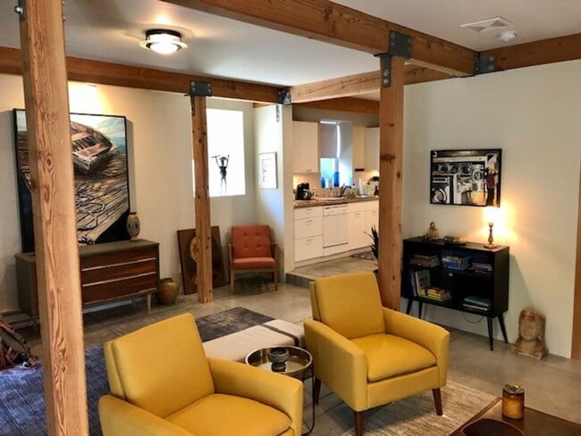 Photo - CARTAL DUPLEX Unit LOWER ~ B