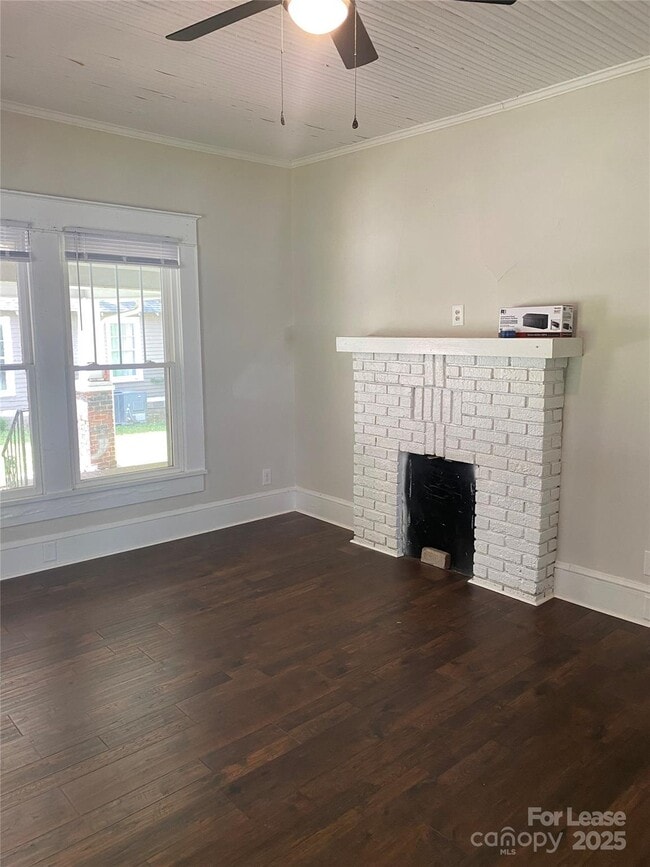 Photo - 514 Everette St