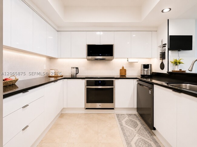 Photo - 14951 Royal Oaks Ln Unit 1501