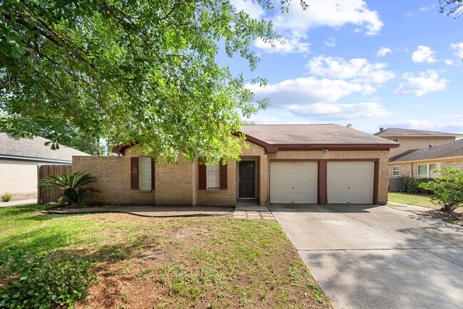 Building Photo - 25310 Pepper Ridge Ln Rental