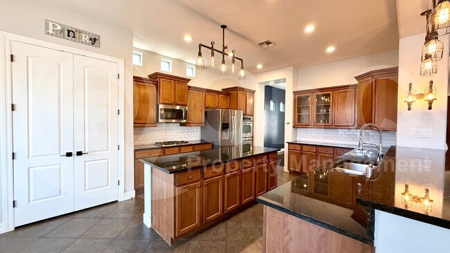 Photo - 3115 E Ironside Ct