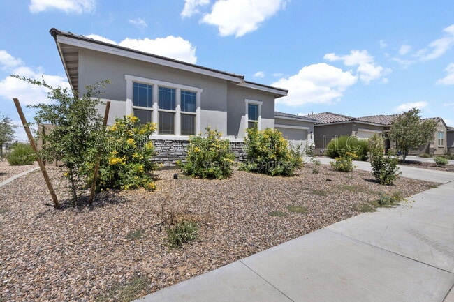 Photo - 5116 N 185th Ave