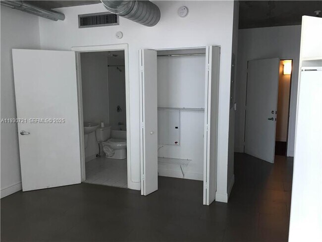 Photo - 690 SW 1st Ct Unit 1727