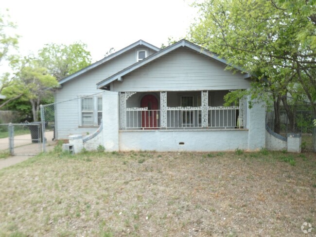 Building Photo - 1142 Portland Ave Rental