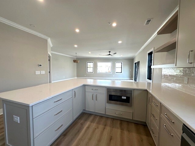 Photo - 117 W Wisconsin Ave Unit 117 Wisconsin Ave