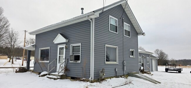 Building Photo - 8295 Limeridge Rd