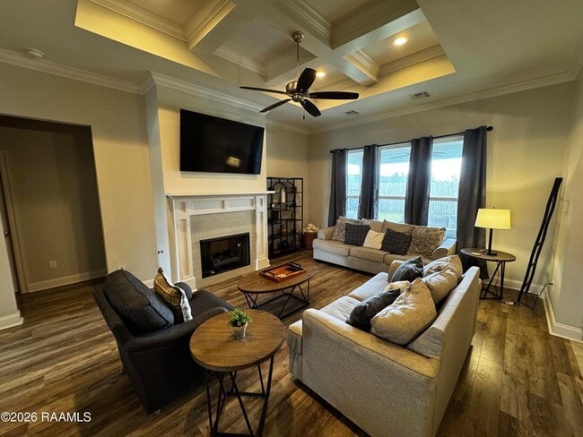 Photo - 200 Tennyson Dr
