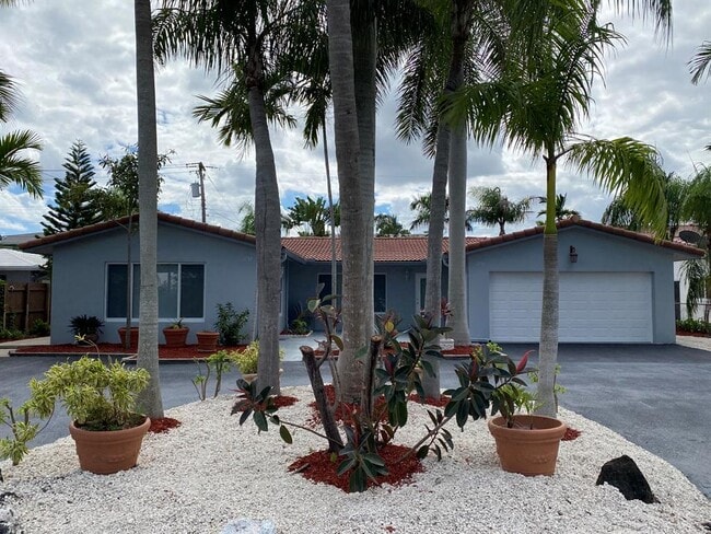 Building Photo - 1730 NE 56th Ct Unit 1730