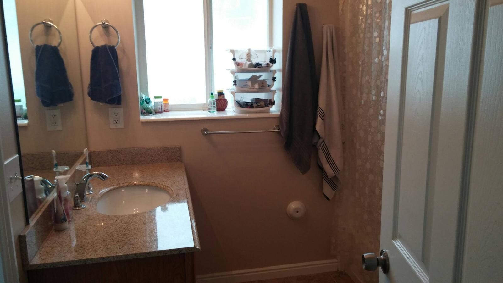 Photo - 1524 W 200 S