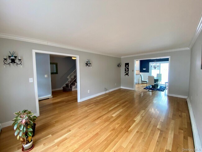 Photo - 404 Mountain Laurel Dr