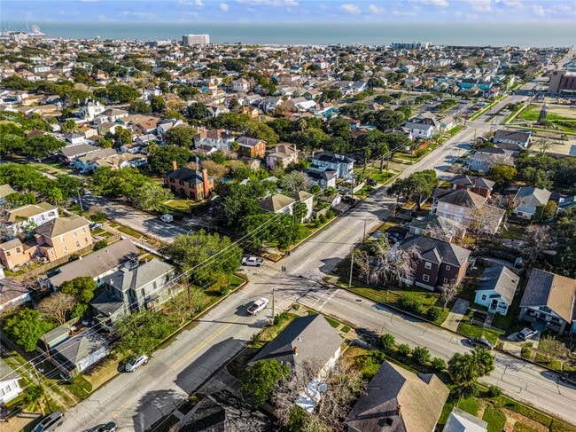 Photo - 3902 Bernardo De Galvez Ave Unit B