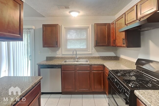Photo - 1652 Carrie Farm Ln NW