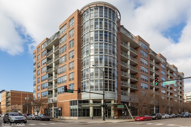 Building Photo - 1200 W Monroe St Unit 316 Rental