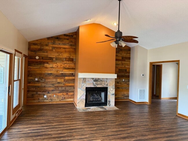 Photo - Chapin Lake Life - Call Lexington office for information 803-359-0793