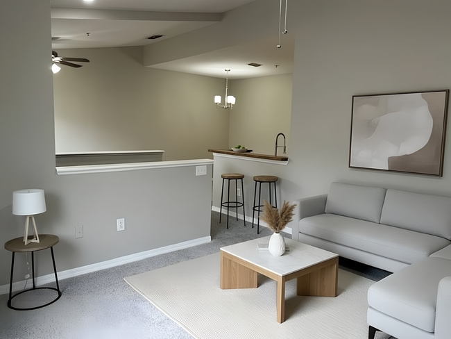 Building Photo - 844 Grand Regency Pointe Unit 203
