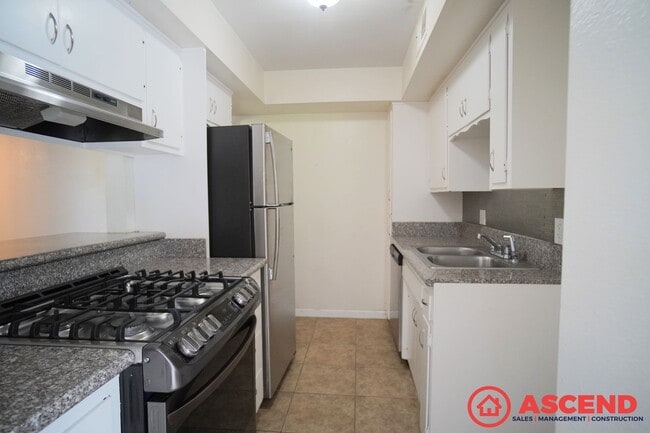 Photo - Central Bakersfield Condo!