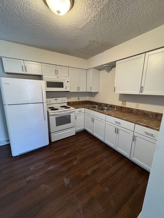 Photo - Three Level Three Bedroom Duplex in SW Columbia