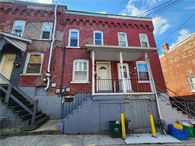 Photo - 926 Mechanic St Townhome