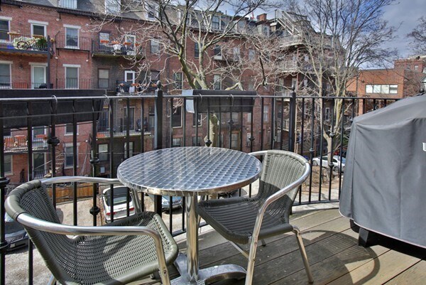 Photo - 208 W Springfield St Unit 3
