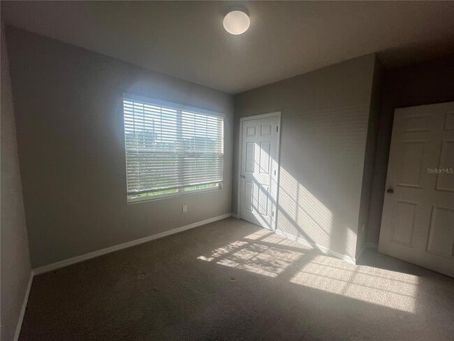 Photo - 280 Perute Ct