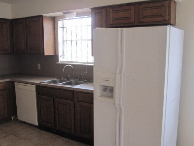Photo - 10822 Lynbrook Dr Unit a