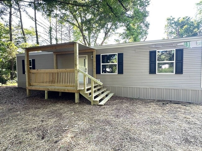 Photo - Brand new Efficiency 1 BR mobile home with large bonus room Unit Lenlock 1-1