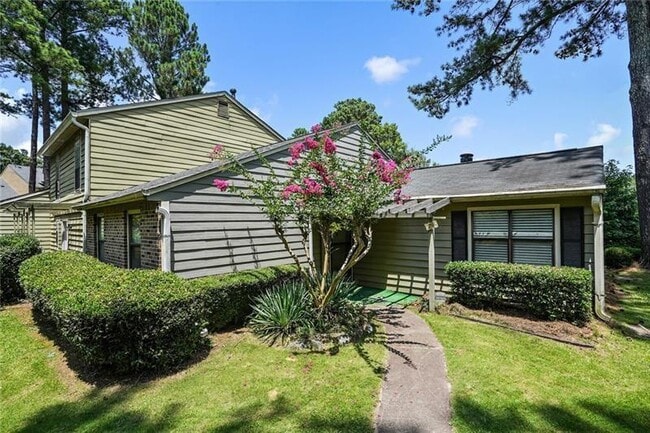 Building Photo - 76 Sandalwood Cir