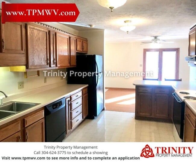 Building Photo - 1419 W Pike St